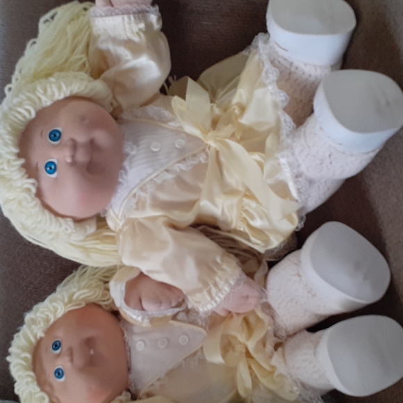 Cabbage Patch dolls - Picture 2 of 9